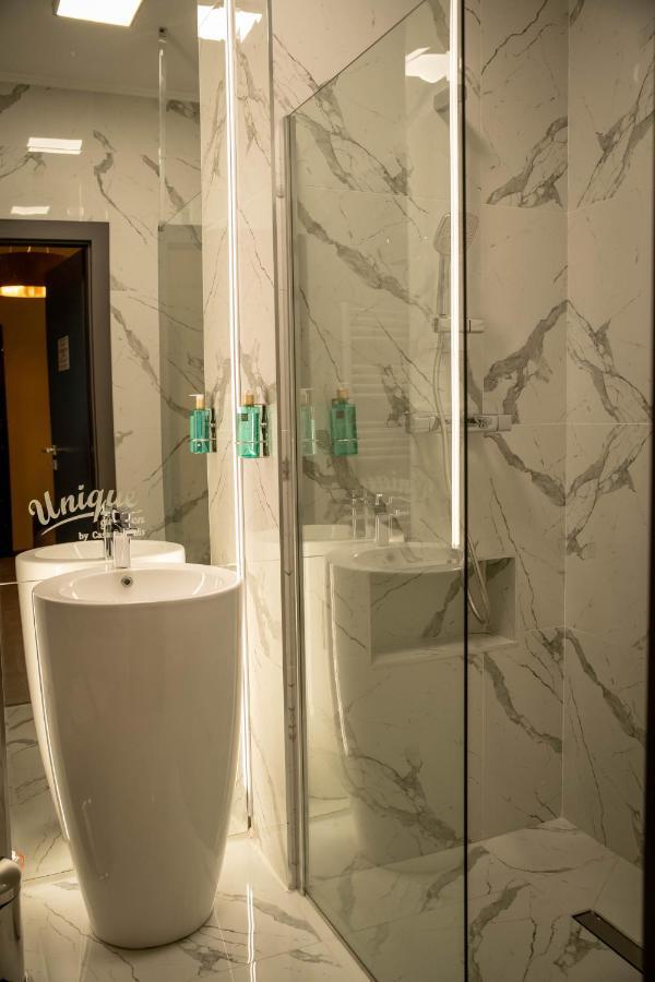 Unique Garden Hotel Brăila Eksteriør billede